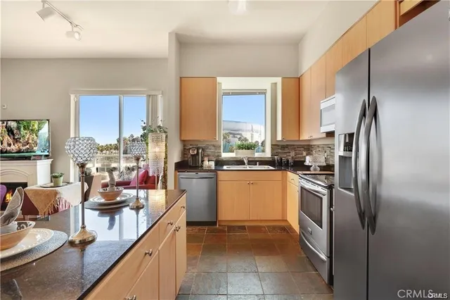 $2,600 | 388 East Ocean Boulevard, Unit 317, Long Beach, CA 90802