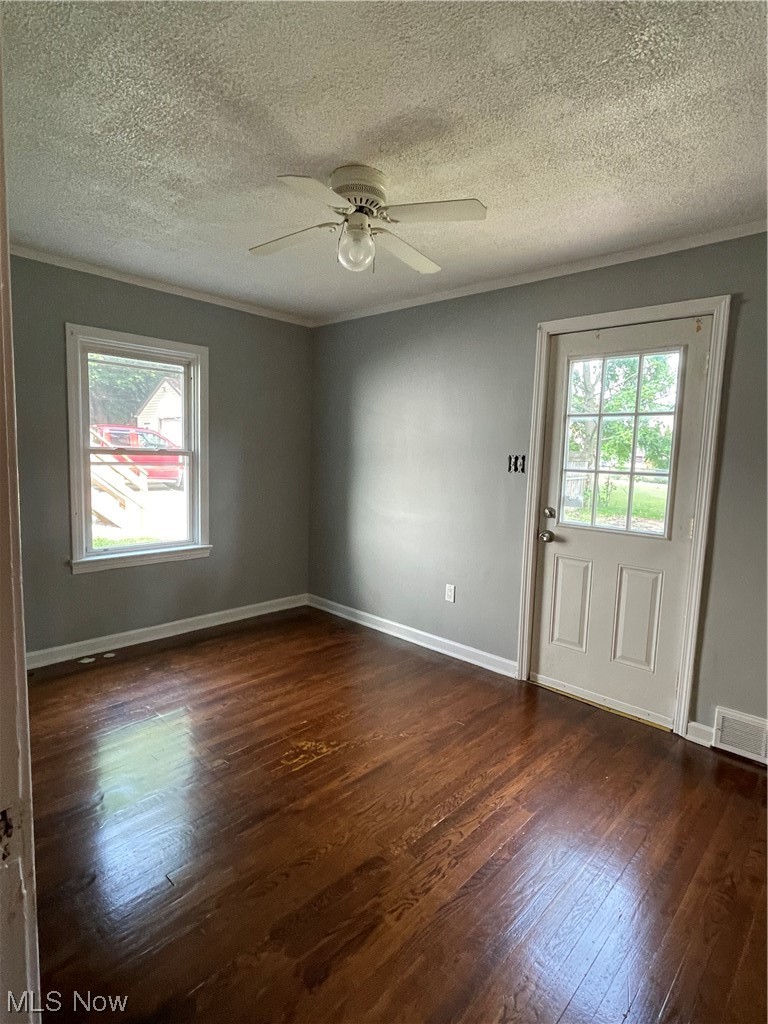 866 Reed Avenue Akron, OH 44306 - Photo 8 of 17