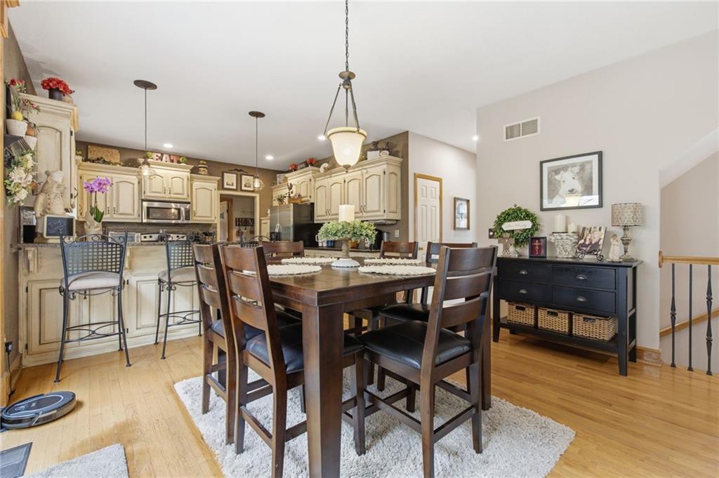 5710 Pflumm Road Shawnee, KS 66216 - Photo 13 of 55