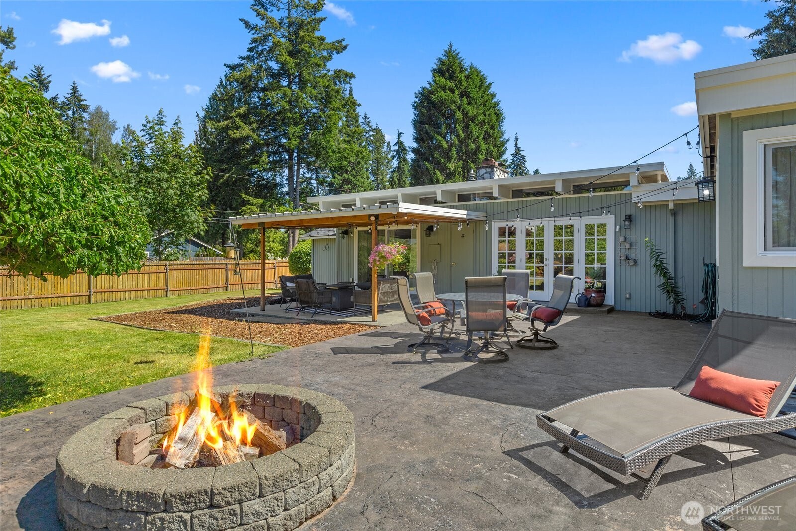 8119 190th Street Southwest Edmonds, WA 98026 - Photo 28 of 37