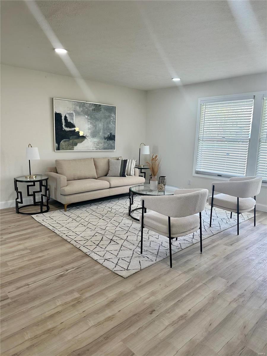 908 Fort Henry Road Belleville, IL 62221 - Photo 11 of 24 Gallery Image 11
