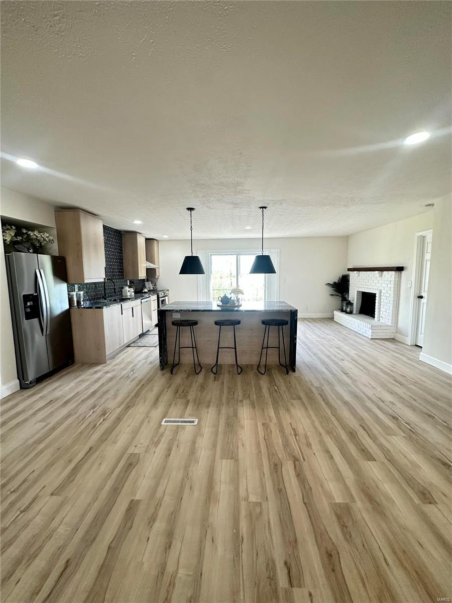 908 Fort Henry Road Belleville, IL 62221 - Photo 10 of 24 Gallery Image 10