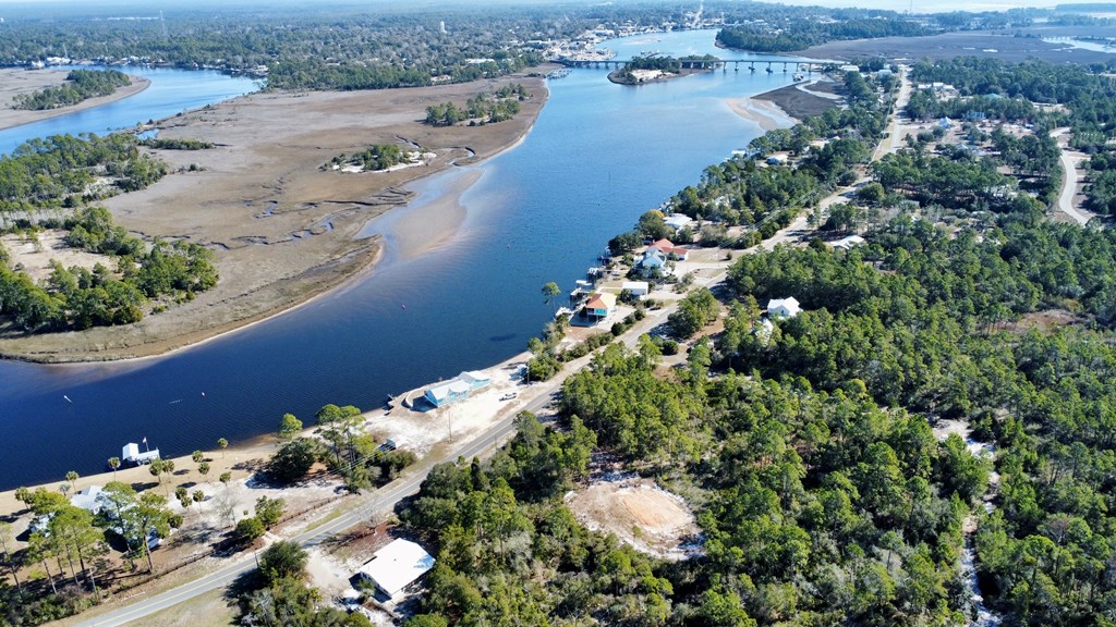 260 River Road Carrabelle, FL 32322 - Photo 9 of 12