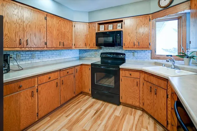 $539,900 | 5498 Windridge Road, Oregon, WI 53575