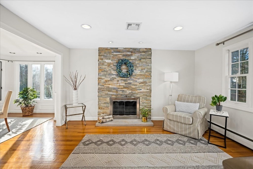 46 Flagg Road Southborough, MA 01772 - Photo 10 of 42 Gallery Image 10