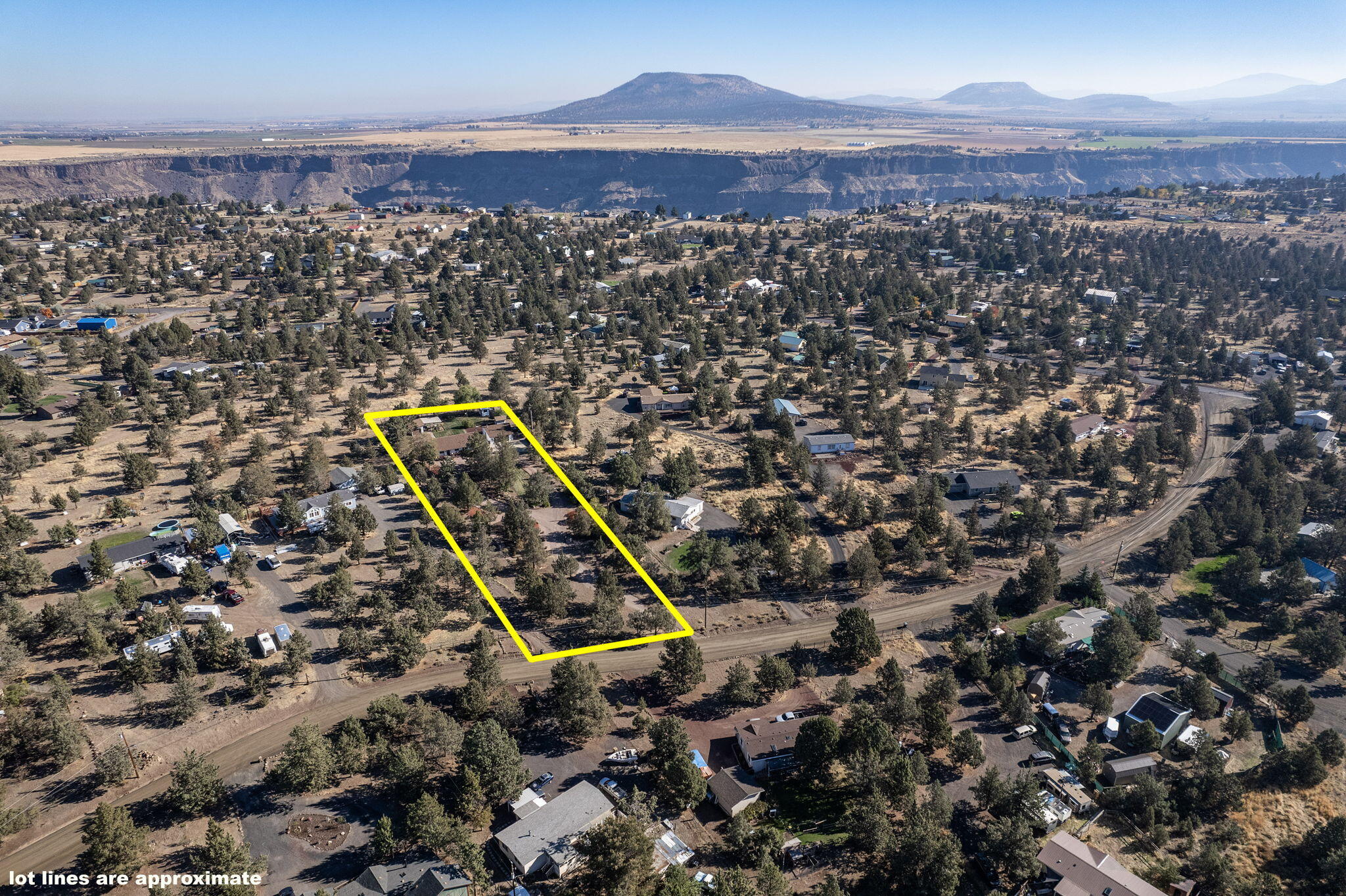 8120 Southwest Crater Loop Road Terrebonne, OR 97760 - Photo 32 of 38 2023_10_06_8120_sw_crater_loop_rd-drone-