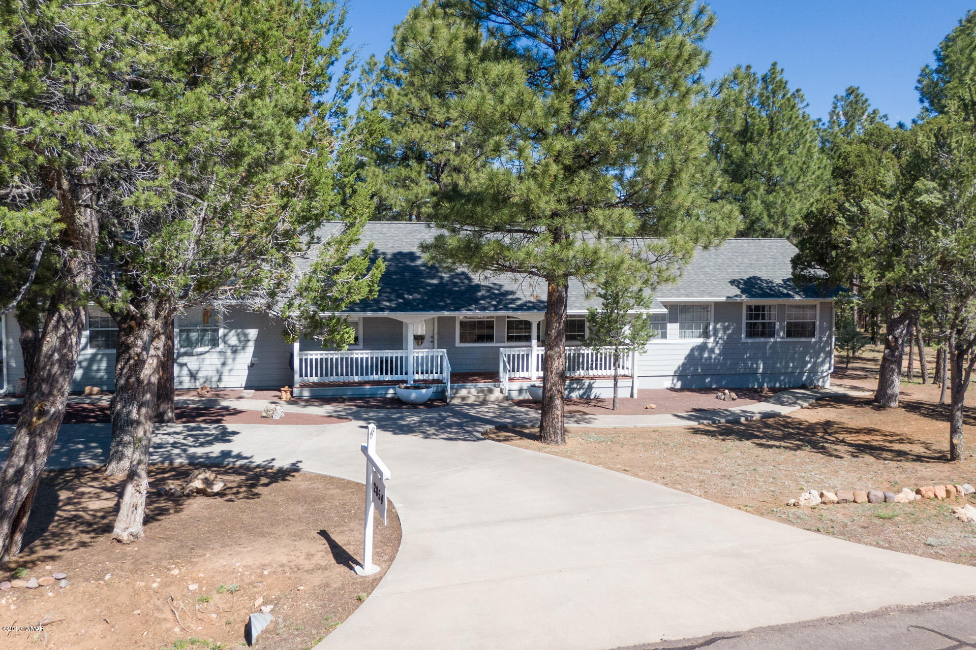 2854 Cedar Ridge Drive Overgaard, AZ 85933 - Photo 3 of 37