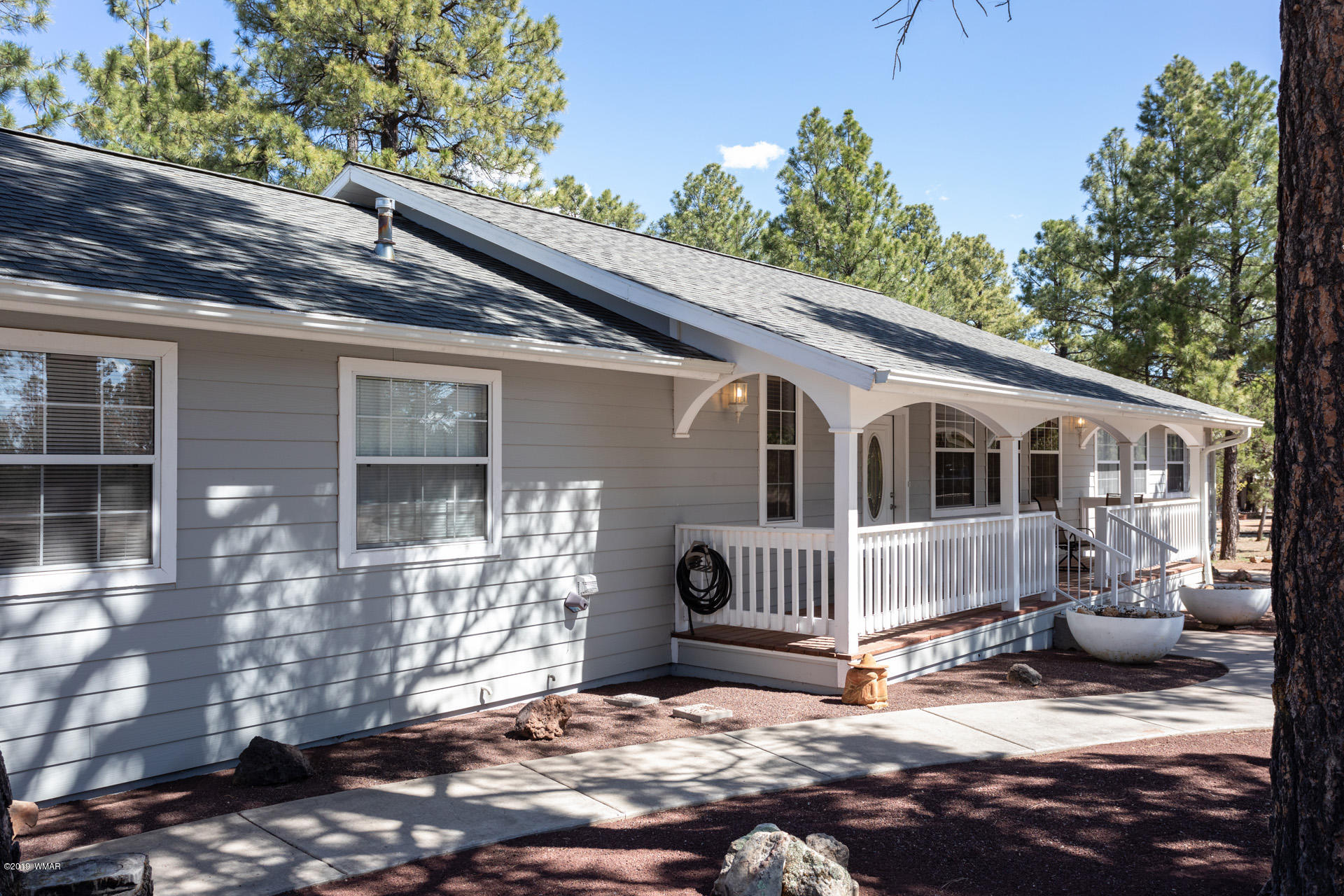 2854 Cedar Ridge Drive Overgaard, AZ 85933 - Photo 8 of 37