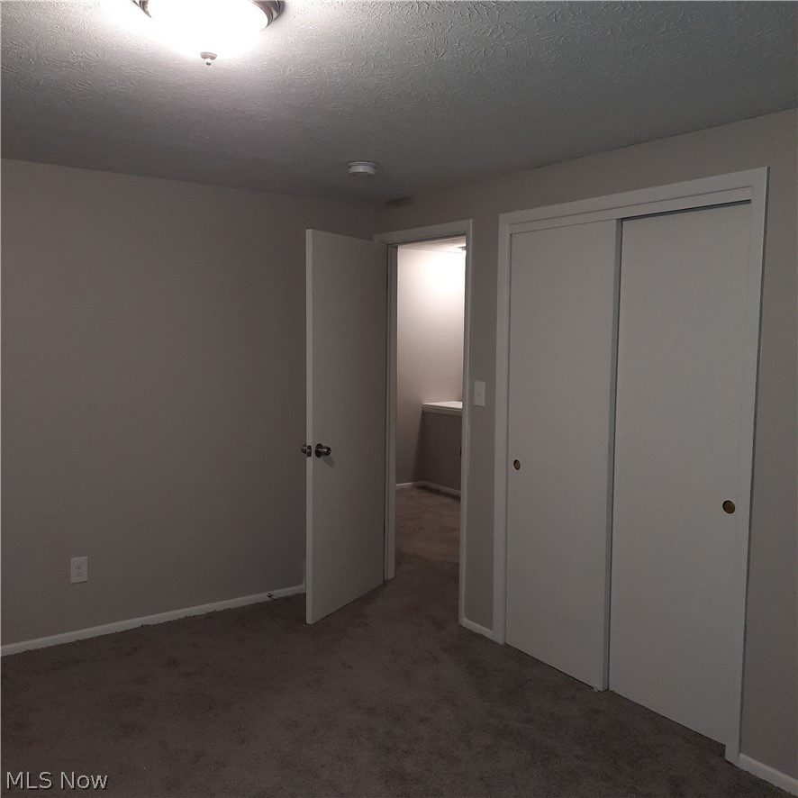 2961 Hampton Road Cleveland, OH 44120 - Photo 18 of 24