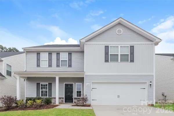 $2,360 | 1325 Waylon Avenue, Gastonia, NC 28054