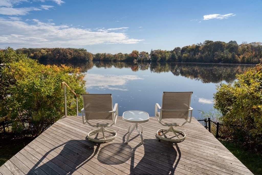 37 Beverly Road Arlington, MA 02474 - Photo 41 of 42 a view of a terrace with sitting area