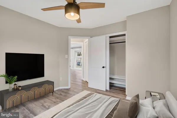 $735,000 | 1925 Rollins Drive, Alexandria, VA 22307