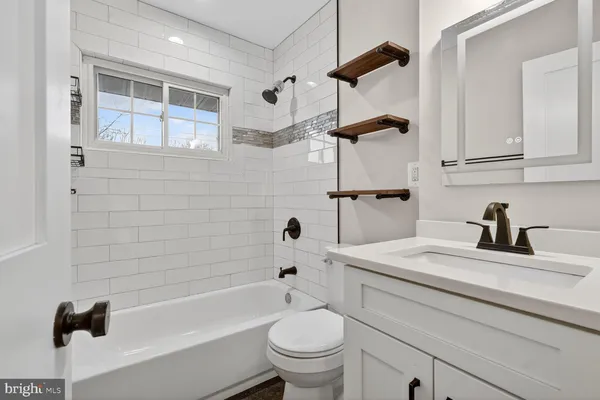 $735,000 | 1925 Rollins Drive, Alexandria, VA 22307