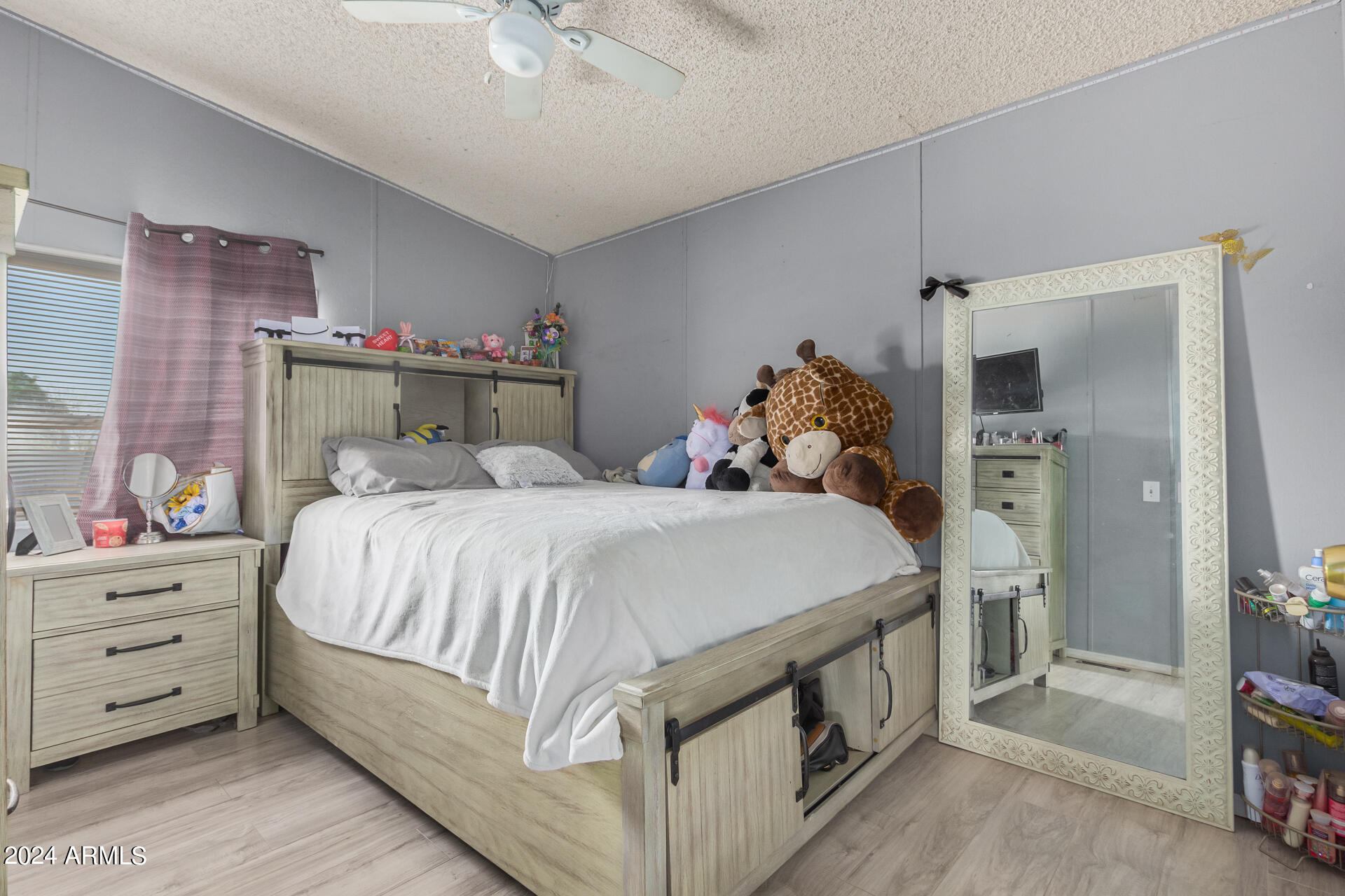 7015 West Lower Buckeye Road Phoenix, AZ 85043 - Photo 19 of 28 0018-18 - Lower Buckeye 7015
