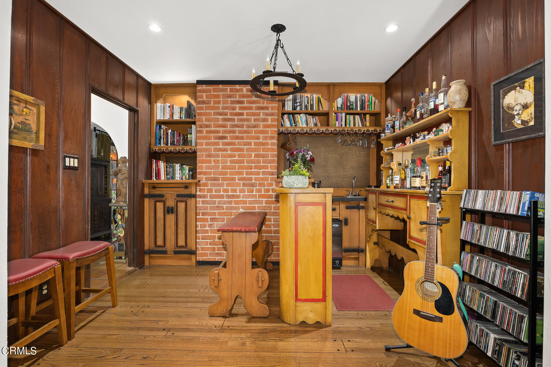 1400 Moncado Drive Glendale, CA 91207 - Photo 5 of 15 MLS_36