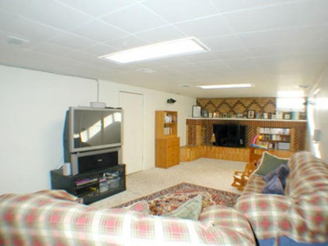 1030 North Stout Road Spokane Valley, WA 99206 - Photo 6 of 9