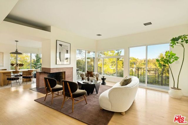 $1,988,000 | 2372 Kenilworth Avenue, Los Angeles, CA 90039