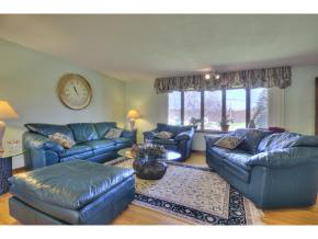81 Pelham Road Salem, NH 03079 - Photo 12 of 27