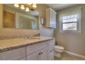81 Pelham Road Salem, NH 03079 - Photo 17 of 27