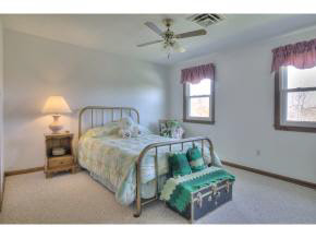 81 Pelham Road Salem, NH 03079 - Photo 18 of 27