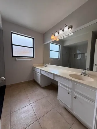 $2,600 | 1626 Southwest Buffum Lane, Port St. Lucie, FL 34984