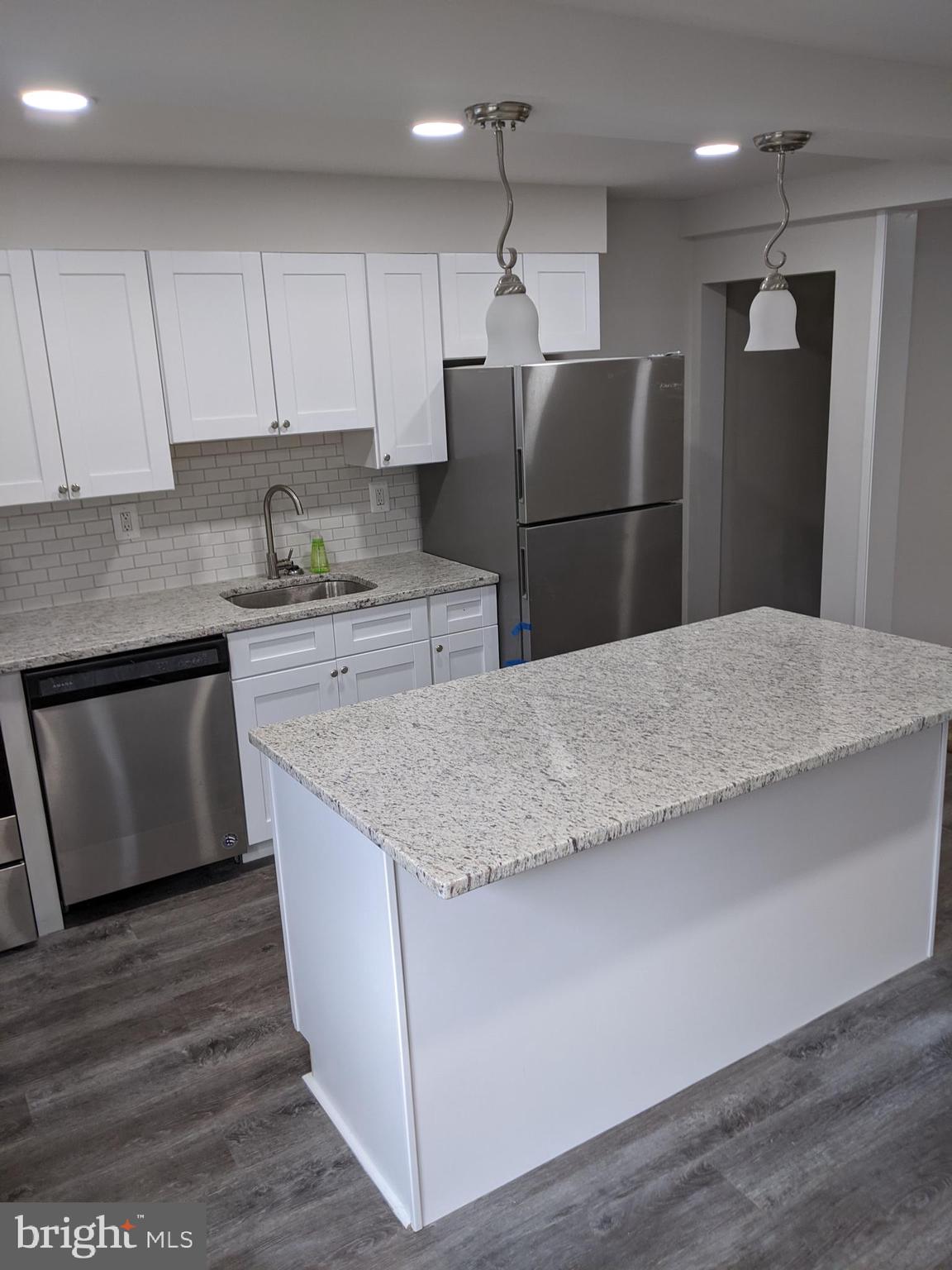 345 Leeanne Road Baltimore, MD 21221 - Photo 6 of 16 Gallery Image 6