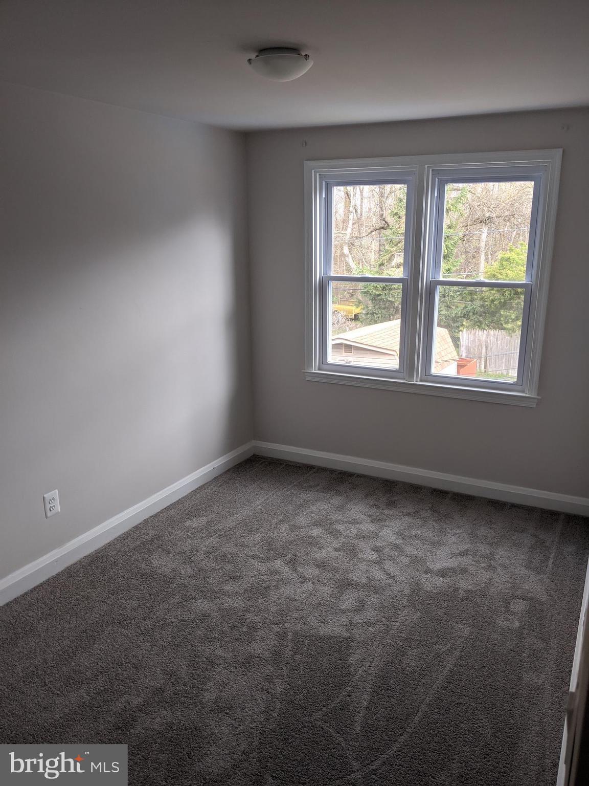 345 Leeanne Road Baltimore, MD 21221 - Photo 10 of 16 Gallery Image 10