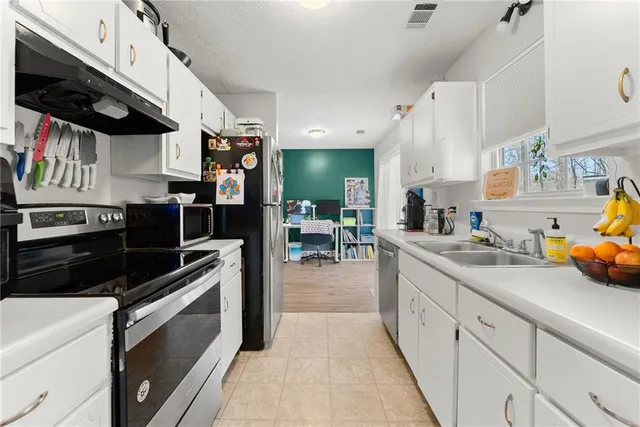 $295,000 | 4010 Glen Ridge, Gainesville, GA 30507