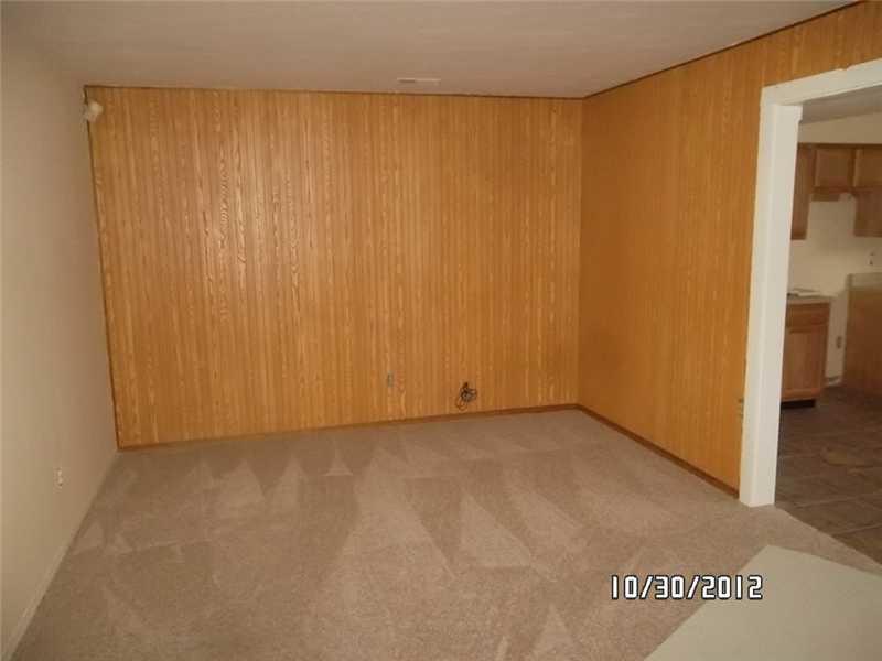 4917 Gambel Road Indianapolis, IN 46221 - Photo 3 of 8 Gallery Image 3