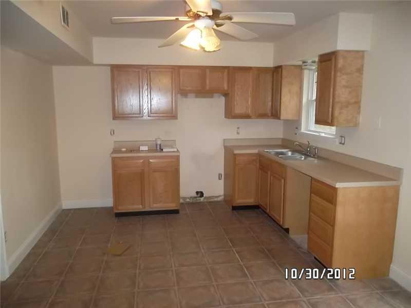 4917 Gambel Road Indianapolis, IN 46221 - Photo 4 of 8 Gallery Image 4