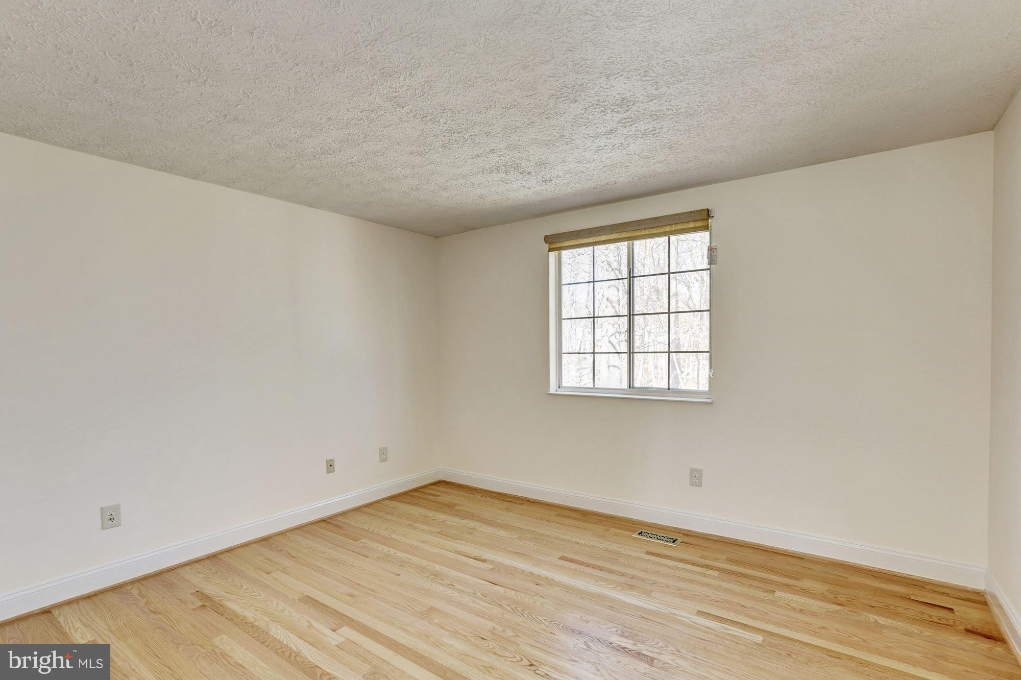 8284 Raindrop Way Springfield, VA 22153 - Photo 22 of 30 Main Room faces back of the property