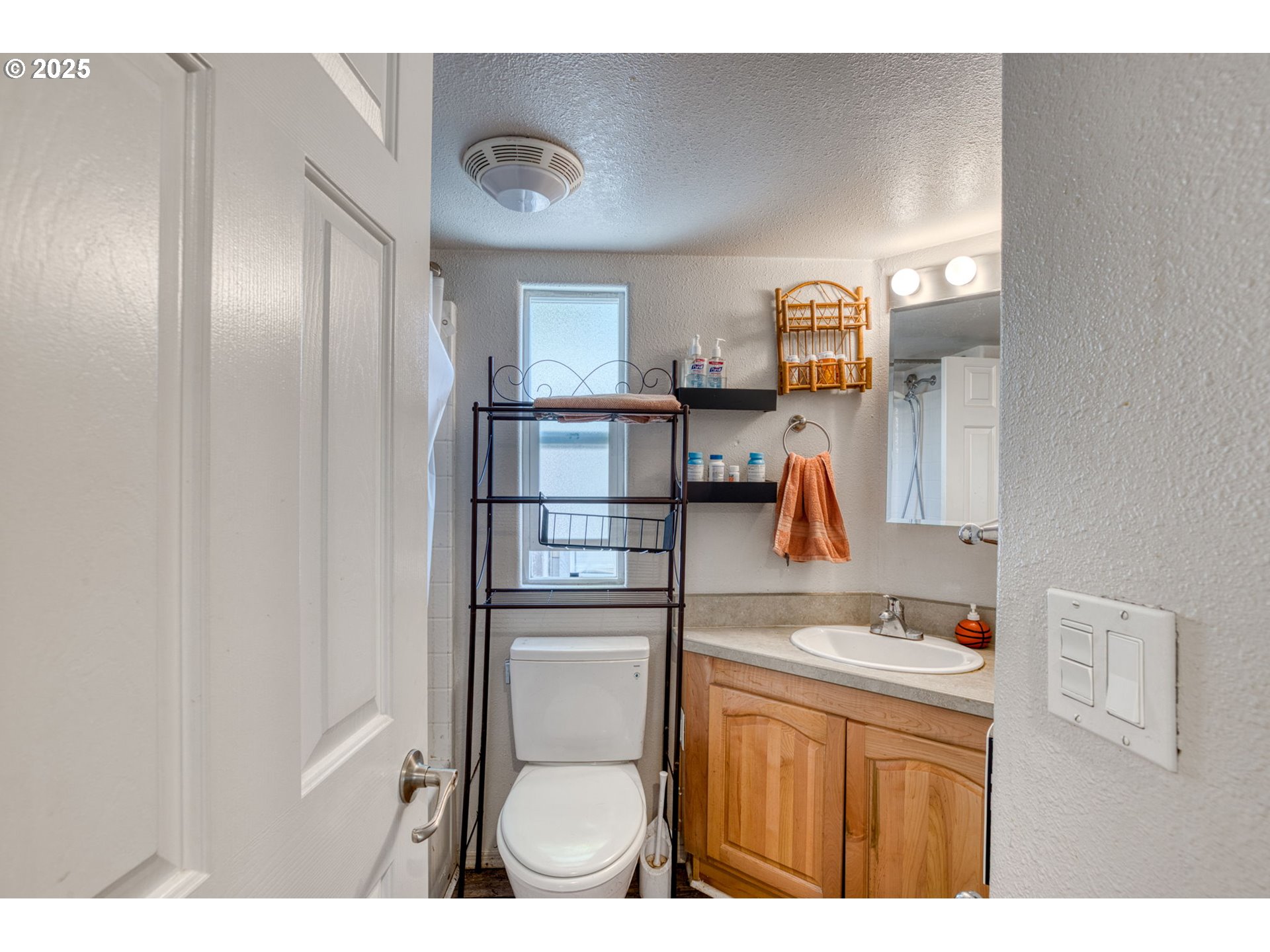 37395 North Fork Road, Unit 4 Nehalem, OR 97131 - Photo 11 of 17