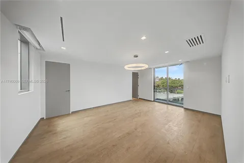 $36,500,000 | 1400 West Lake Drive, Fort Lauderdale, FL 33316