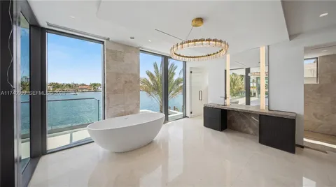 $36,500,000 | 1400 West Lake Drive, Fort Lauderdale, FL 33316