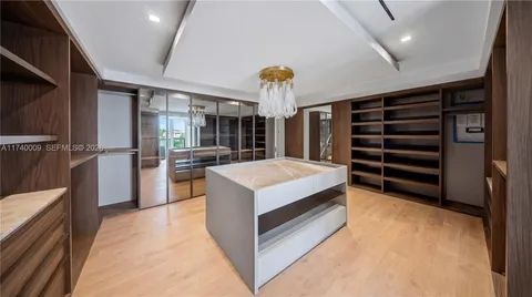 $36,500,000 | 1400 West Lake Drive, Fort Lauderdale, FL 33316