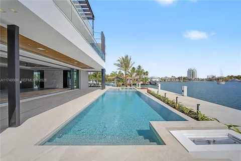 $36,500,000 | 1400 West Lake Drive, Fort Lauderdale, FL 33316