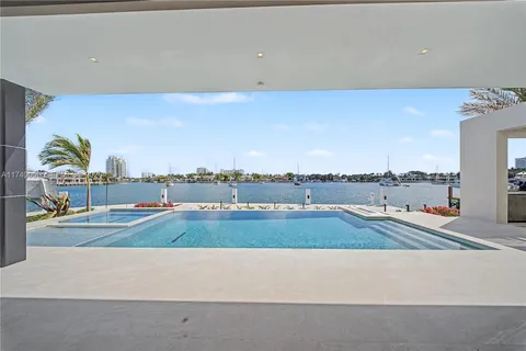 $36,500,000 | 1400 West Lake Drive, Fort Lauderdale, FL 33316