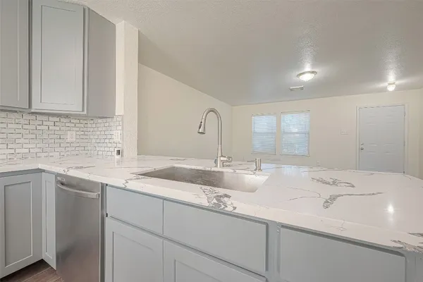 $1,900 | 19839 Rustic Lake Lane, Cypress, TX 77433