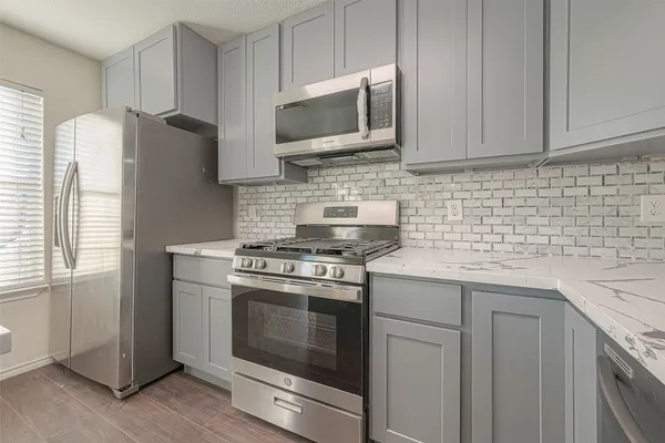 $1,900 | 19839 Rustic Lake Lane, Cypress, TX 77433