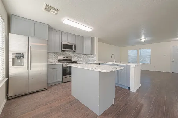 $1,900 | 19839 Rustic Lake Lane, Cypress, TX 77433