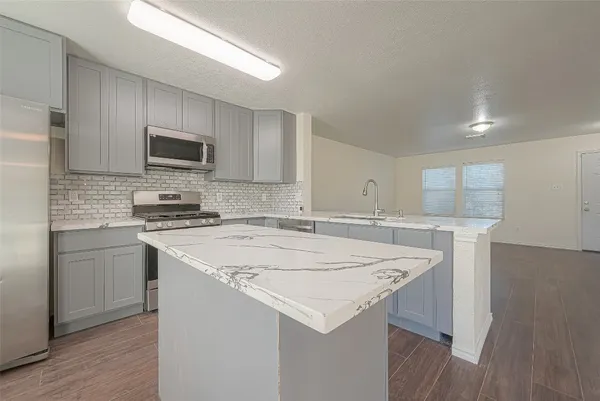 $1,900 | 19839 Rustic Lake Lane, Cypress, TX 77433