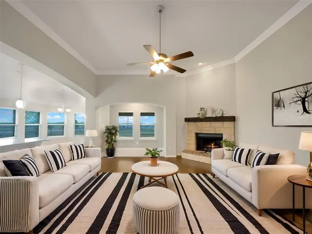 $450,000 | 103 County Road 4223, Decatur, TX 76234