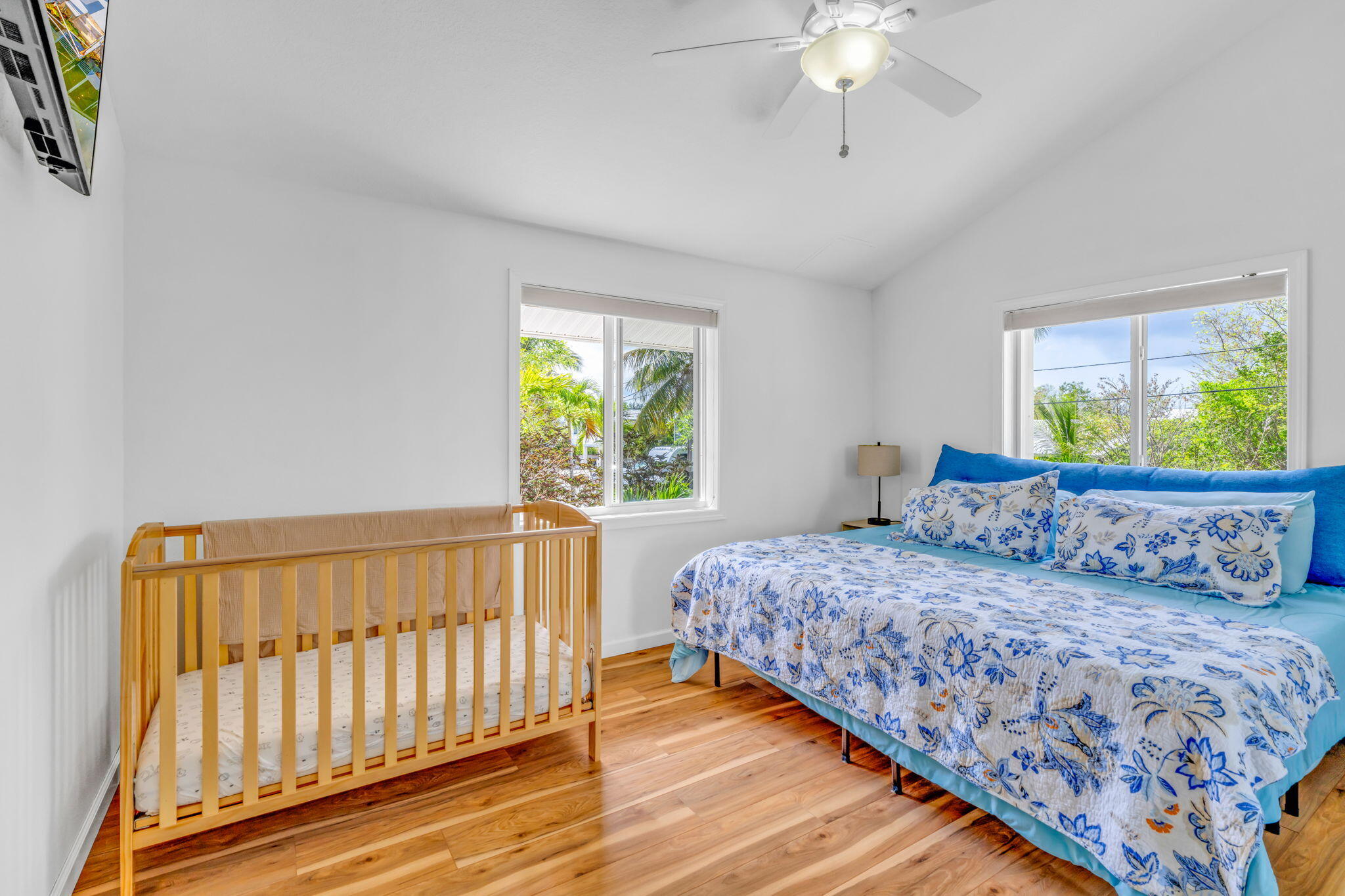 29025 Geranium Drive Big Pine Key, FL 33043 - Photo 19 of 45 Guest Bedroom