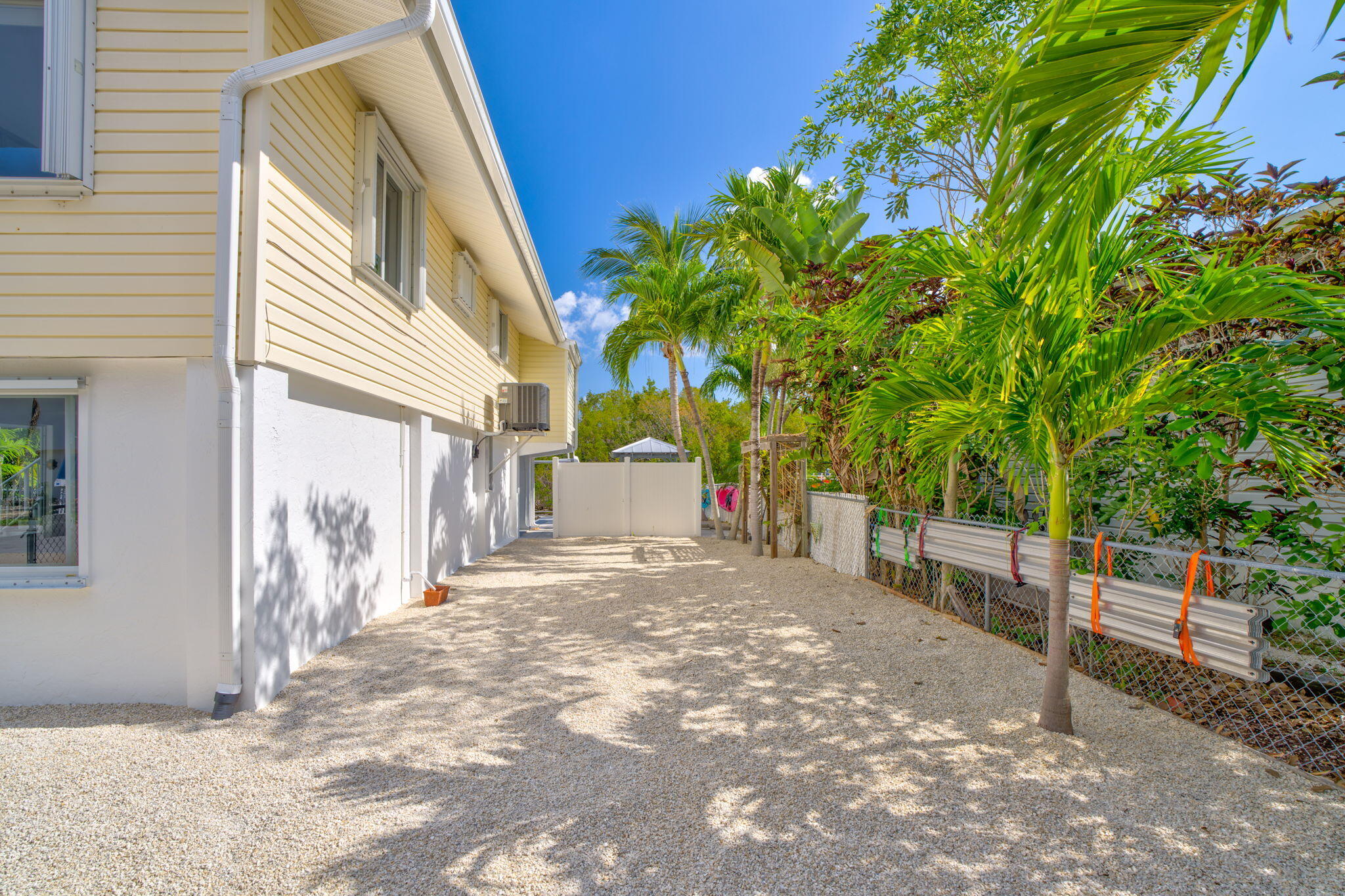29025 Geranium Drive Big Pine Key, FL 33043 - Photo 41 of 45 Side yard