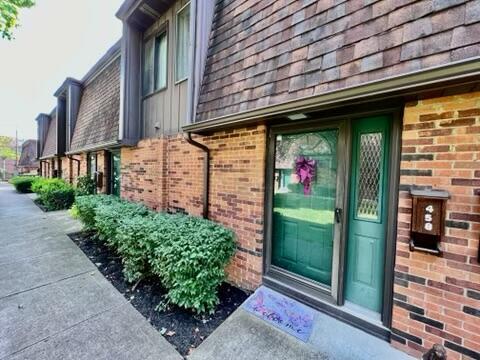 458 Shell Court West Columbus, OH 43213 - Photo 2 of 22 FullSizeRender_1