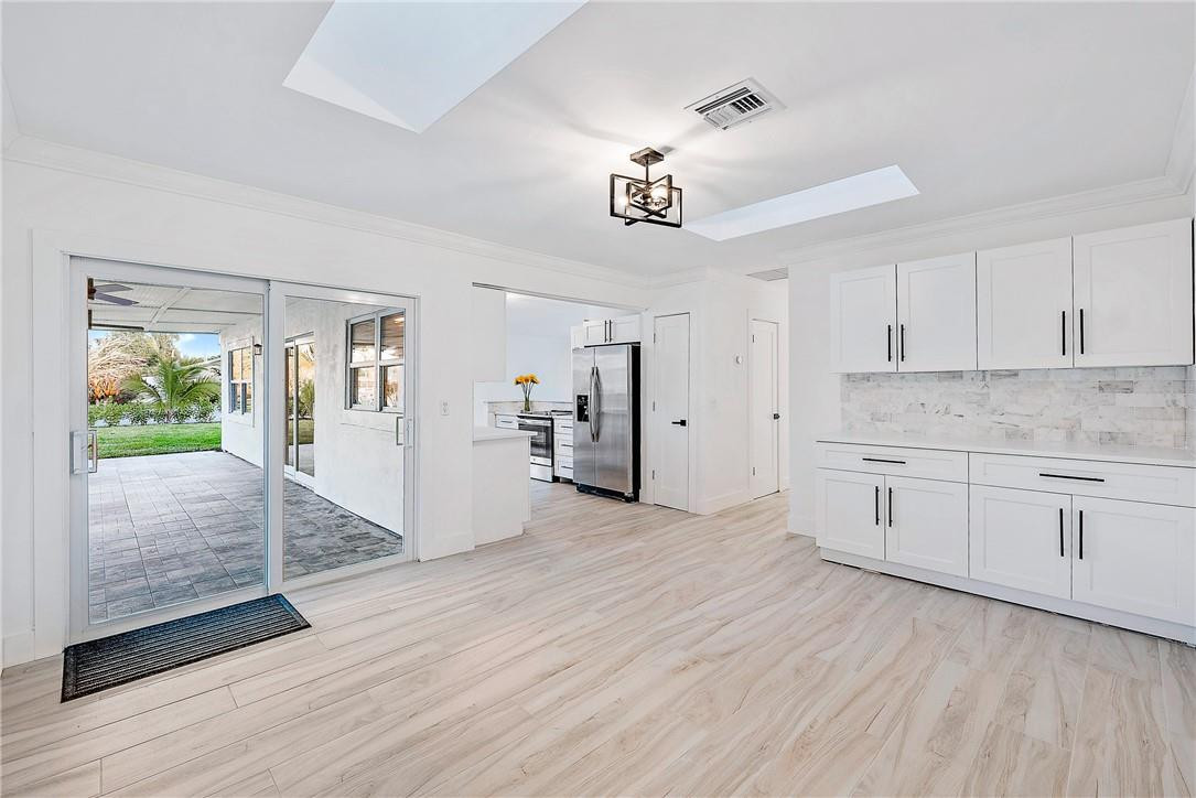 9 West Riverside Drive Jupiter, FL 33469 - Photo 13 of 39 Photo 13