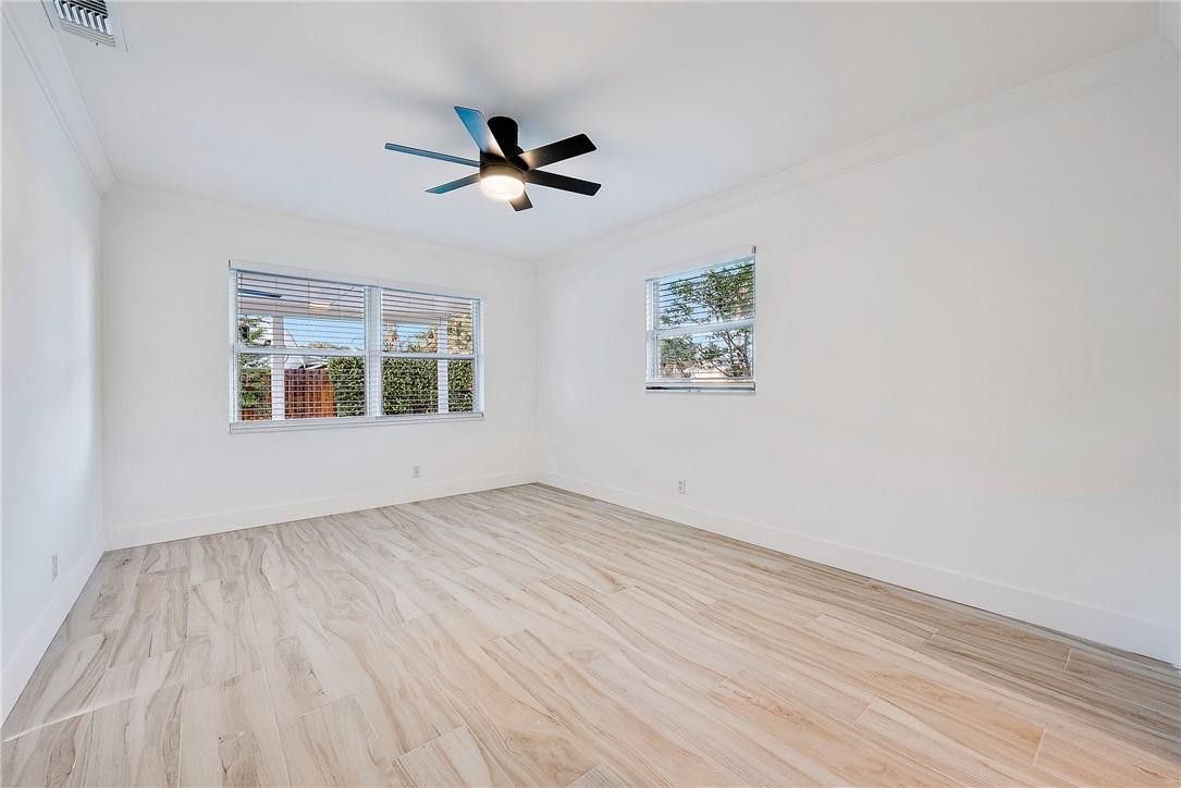 9 West Riverside Drive Jupiter, FL 33469 - Photo 18 of 39 Photo 18
