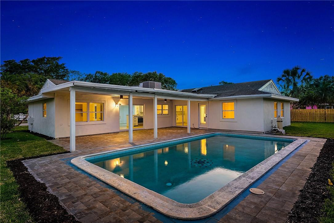 9 West Riverside Drive Jupiter, FL 33469 - Photo 32 of 39 Photo 32