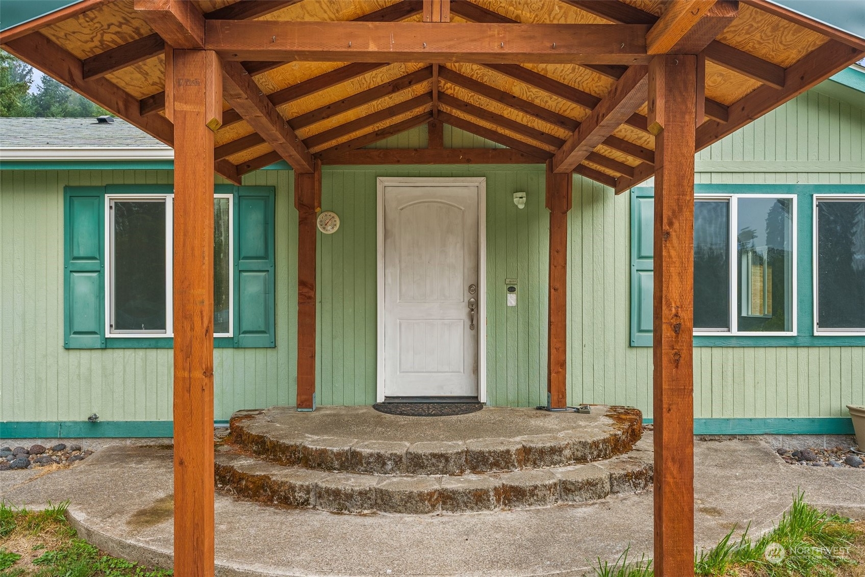 144 Aumick Road Winlock, WA 98596 - Photo 5 of 35 a front view of a house