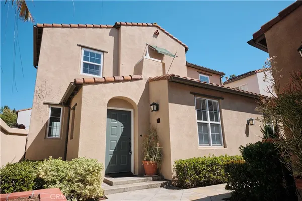 $4,050 | 74 Alevera, Irvine, CA 92618